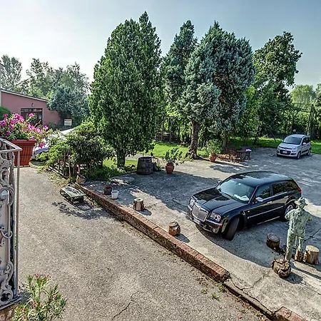 Pet-friendly Nature Escape Дом отдыха