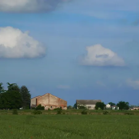 Belvilla By Oyo Villa Romana Uno Holiday home Pontecchio Polesine